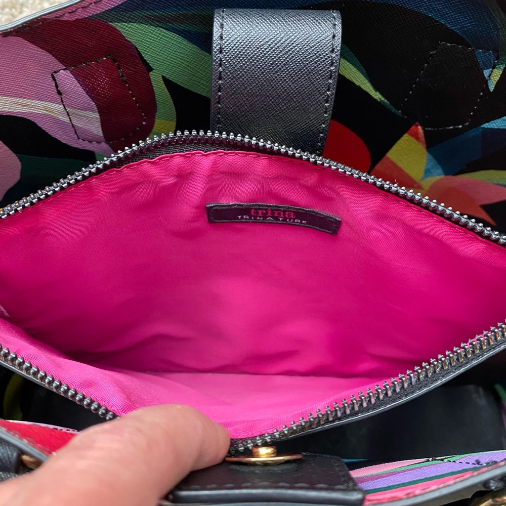 Trina Turk Bag - Picture 10 of 16